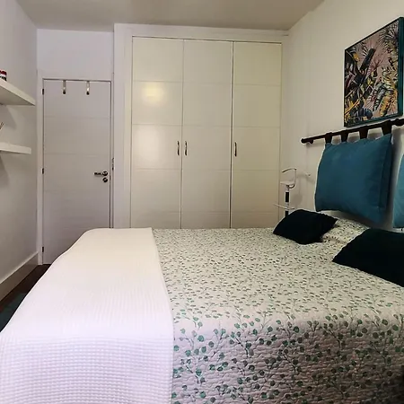 Сasa de vacaciones Modernes Luxus-haus Mit Phantastischem Meerblick- Beheizter Pool Und Wifi By Interhome *